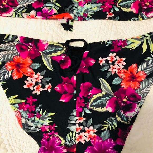 floral tankini - SMART & SEXY SWIM - Picture 4 of 6